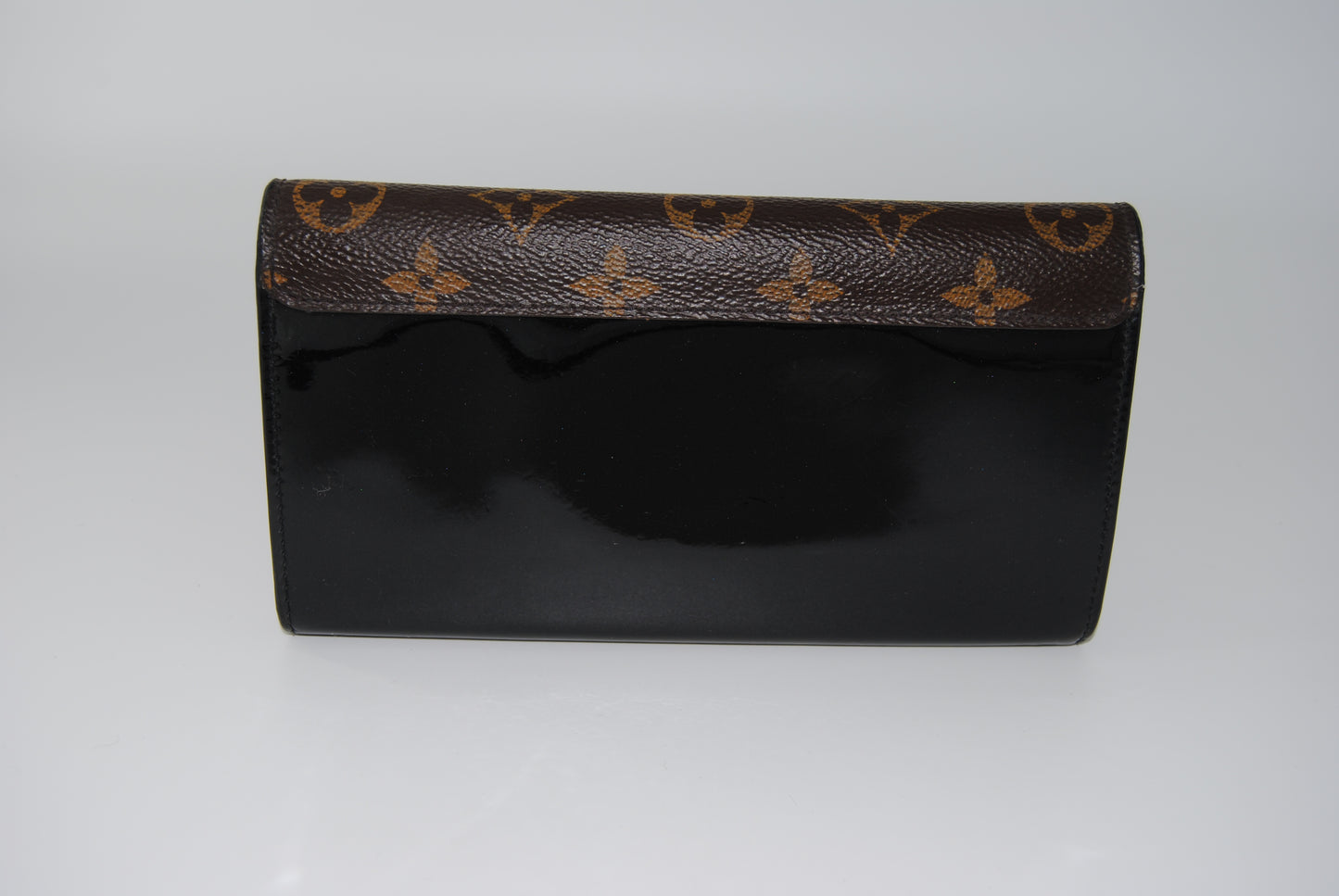 Louis Vuitton Cherrywood Wallet Black