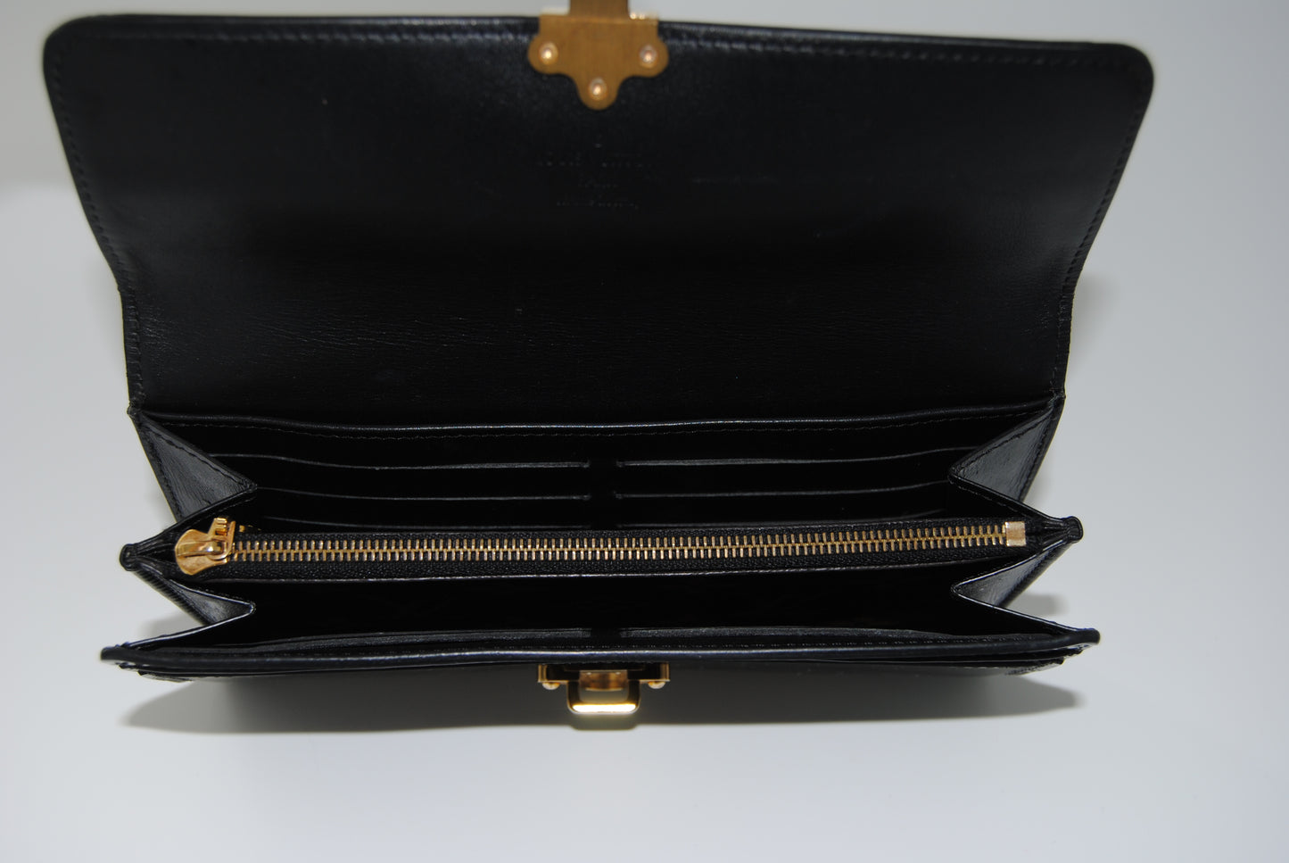 Louis Vuitton Cherrywood Wallet Black