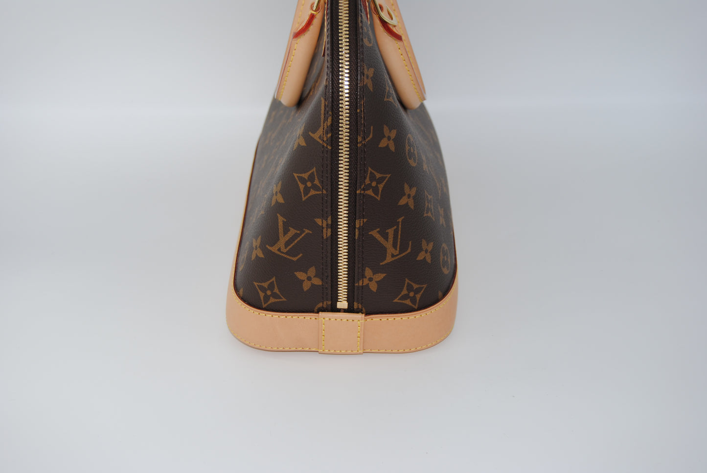 Louis Vuitton Alma MM Monogram New