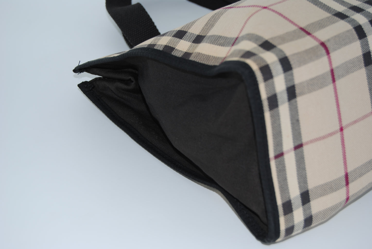 Burberry canvas Black Handbag Gm