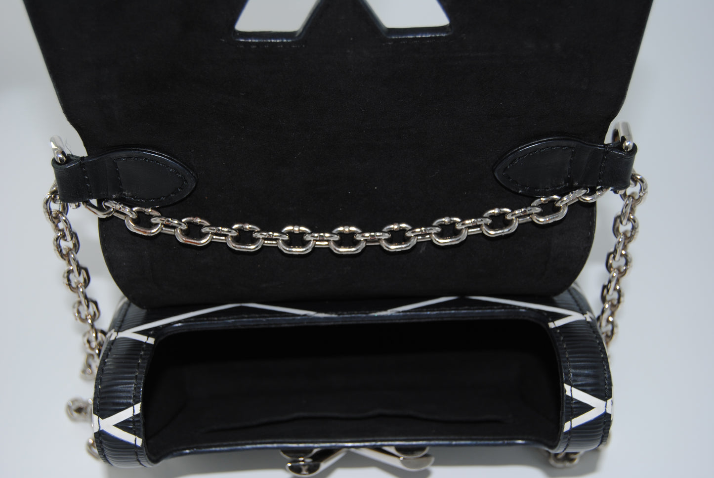 Louis Vuitton Epi Malletage Twist Shoulder Bag PM Black