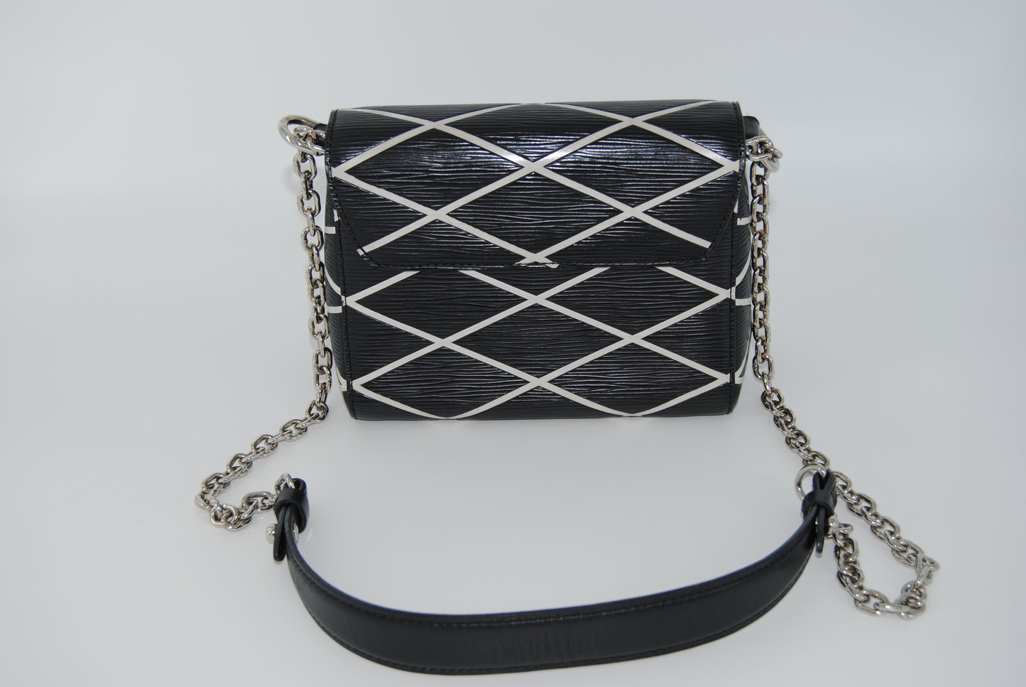 Louis Vuitton Epi Malletage Twist Shoulder Bag PM Black