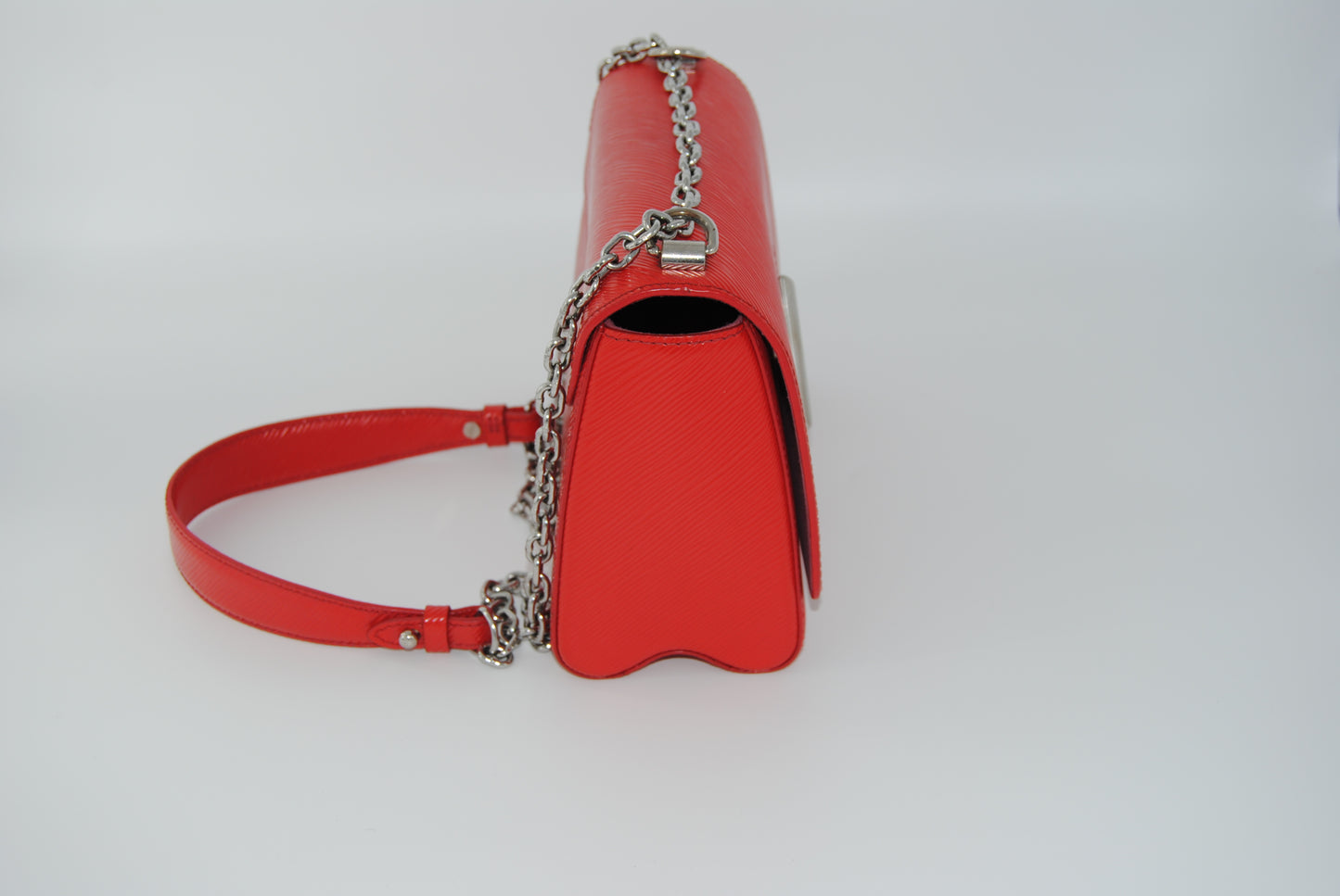 Louis Vuitton Epi Twist Shoulder Bag MM Coquelicot Red