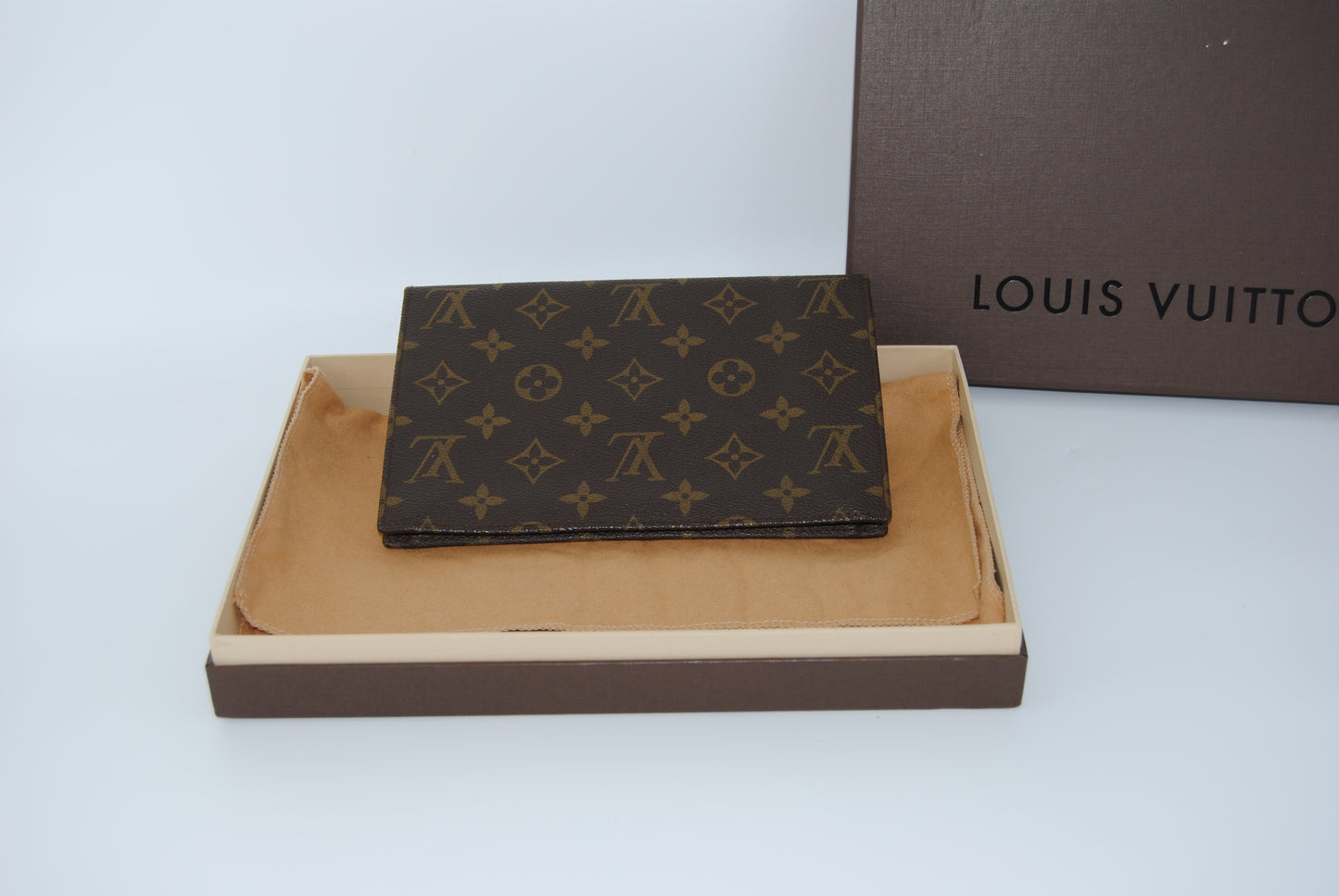 Louis Vuitton Pochette Rabat Castaño