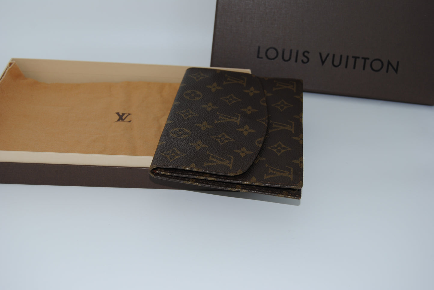 Louis Vuitton Pochette Rabat Castaño