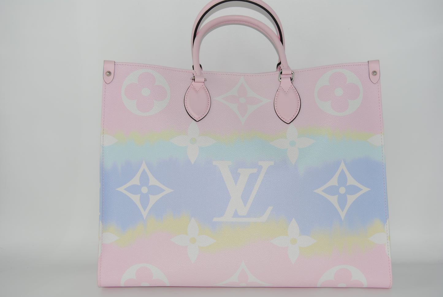 Louis Vuitton Escale OnTheGo GM Pastel