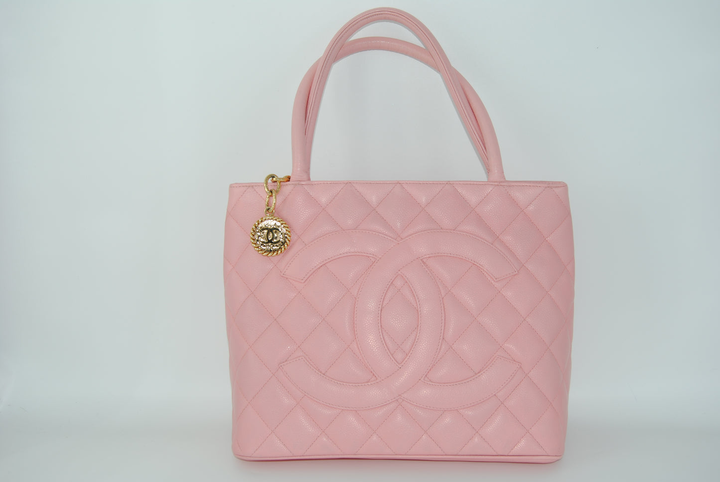 Chanel Caviar Leather Medallion Tote Quilted Shoulder Bag Pink Purse