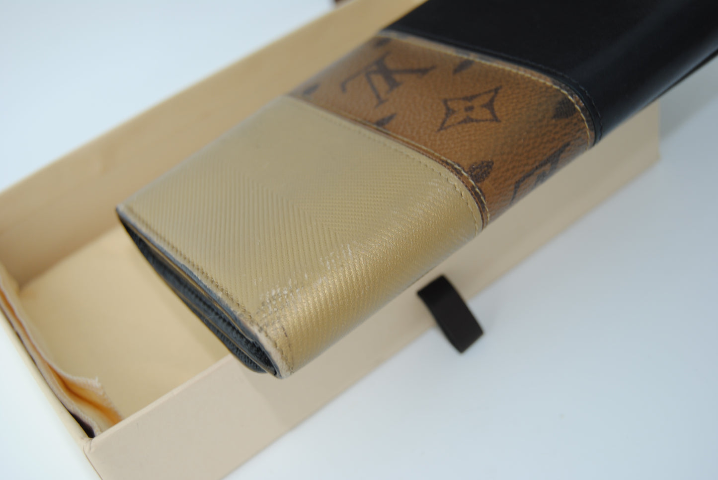 Louis Vuitton Monogram Reverse Long Wallet Black