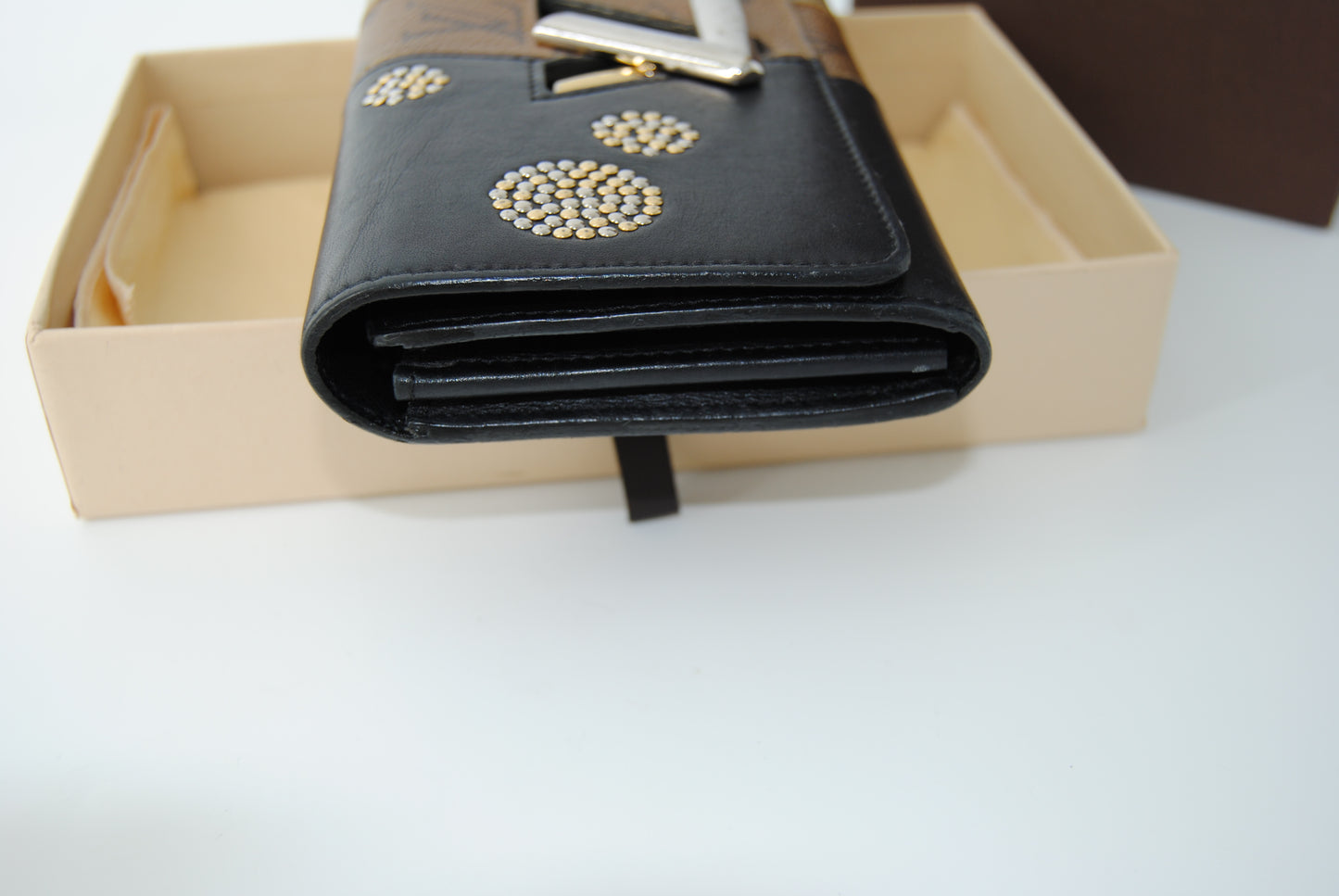 Louis Vuitton Monogram Reverse Long Wallet Black