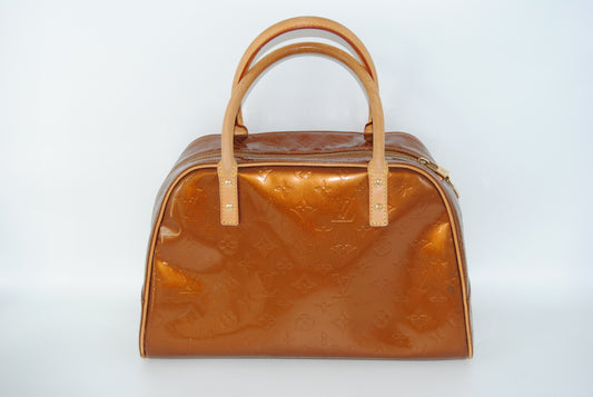 Monogram Vernis Square Bronze