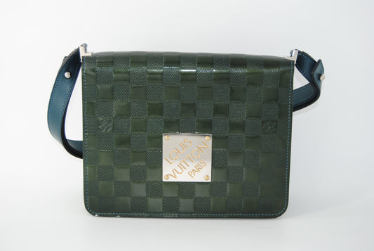 Louis Vuitton Damier Vernis Cabaret