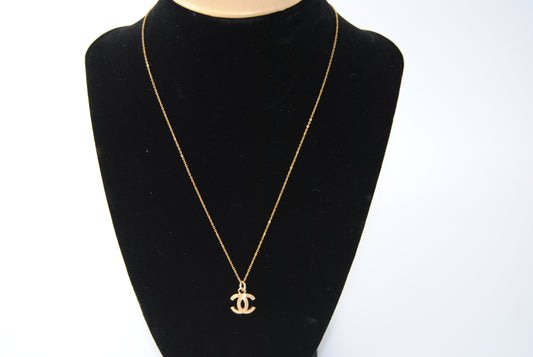 Chanel Mark Pendant Necklase in Metallic Gold