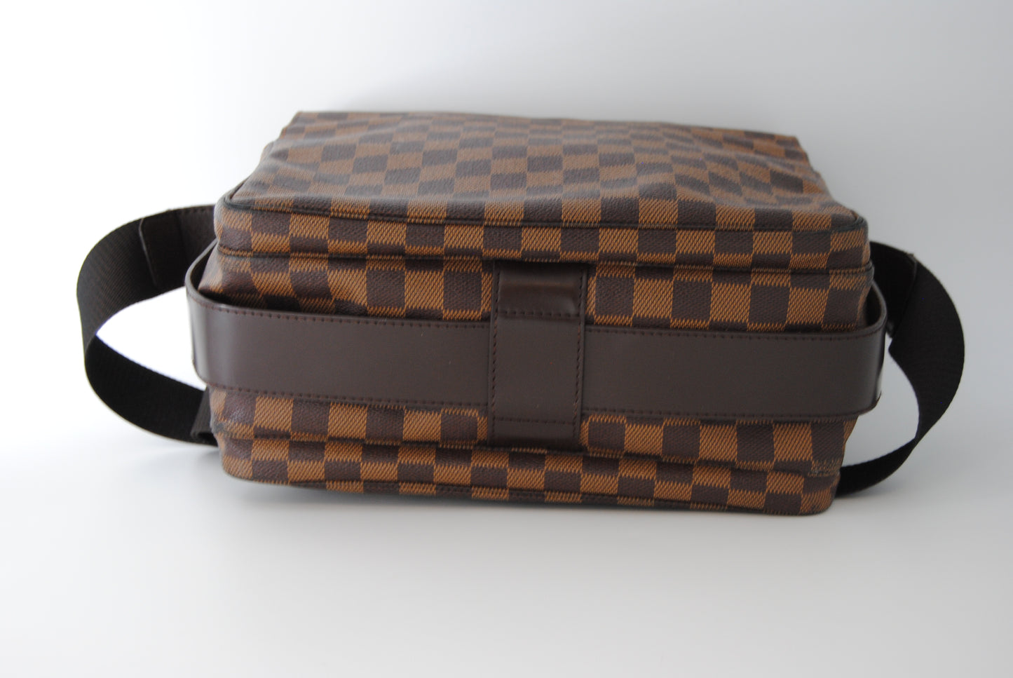 Damier Ebenezipped crossbody bag