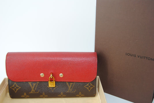Louis Vuitton Monogram Venus Wallet