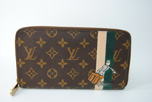 Louis Vuitton Limited Edition Green Monogram Groom Zippy Organizer Wallet