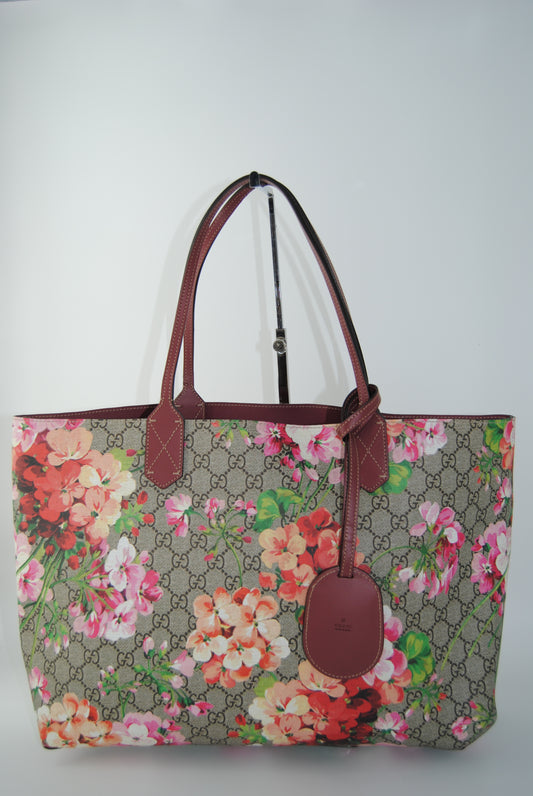 Gucci GG Supreme Monogram Blooms Medium Reversible Tote Beige Multicolor Dry Rose