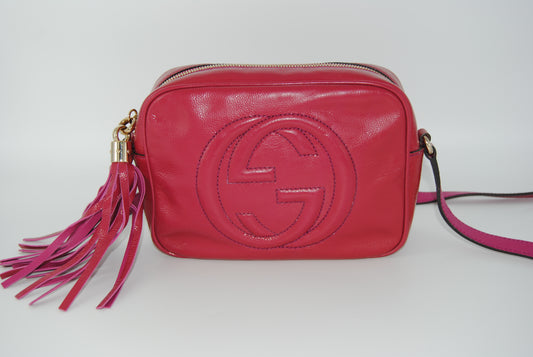 Gucci Pebbled Calfskin Small Soho Disco Bag Pink